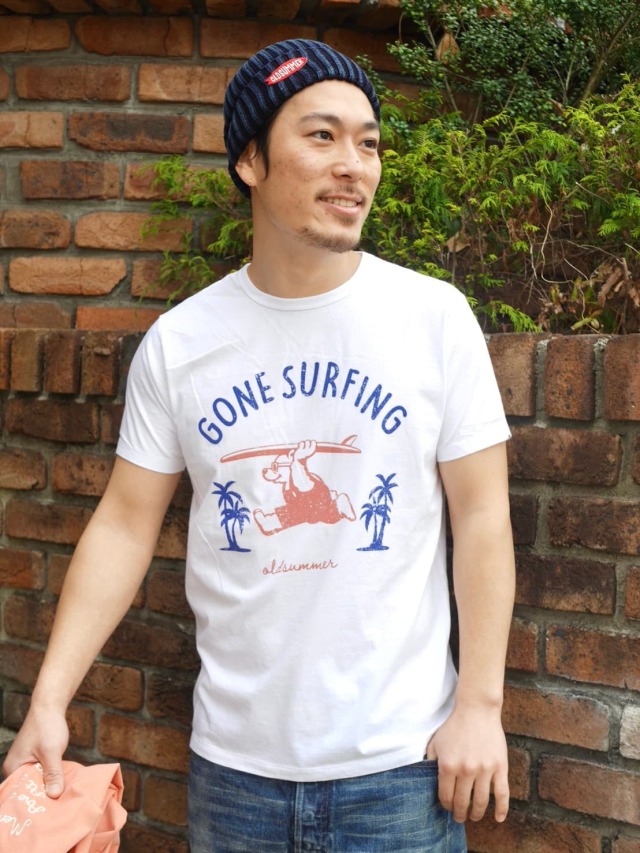 Tシャツ