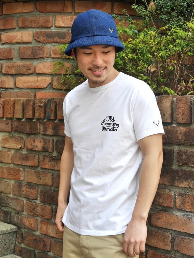 コーデュロイシャツ