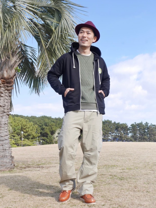 長袖シャツ