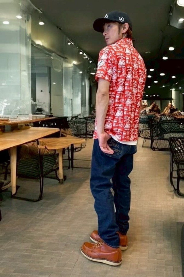 Tシャツ