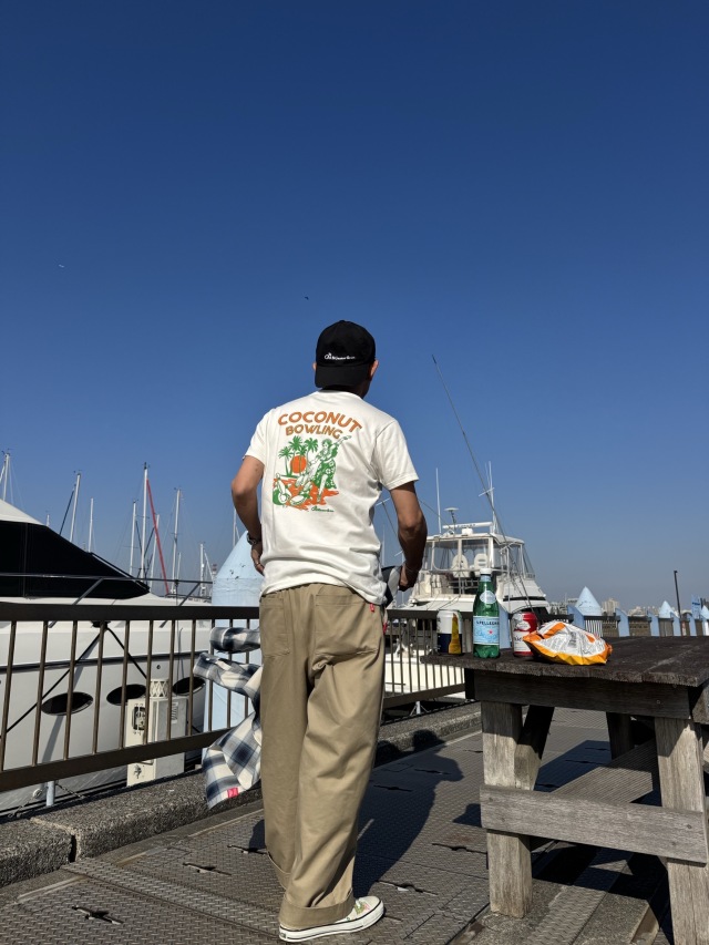 COCONUT BOWLING Tee フロントプリント